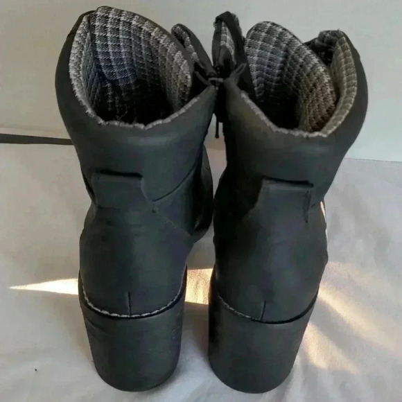 Crown Vintage inner zip heeled Boots 9 1/2 - Picture 4 of 9